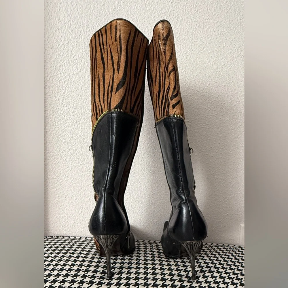 Black and Brown animal print Women's Boots - Picture 10 of 10